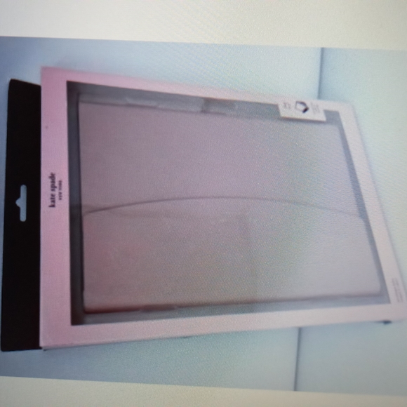 kate spade Accessories - Kate Spade Envelope Folio Case iPad Pro 11 (4th generation). NIB